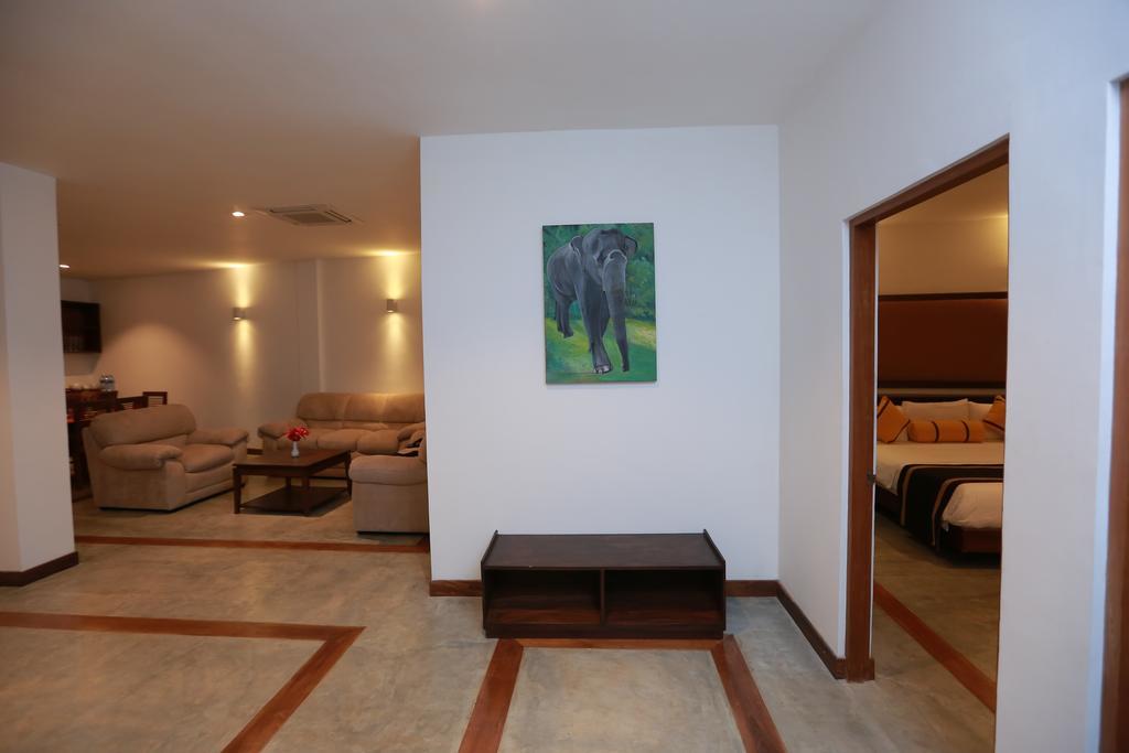 Refresh Hotel هيكادوفا الغرفة الصورة