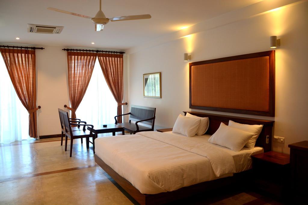 Refresh Hotel هيكادوفا الغرفة الصورة